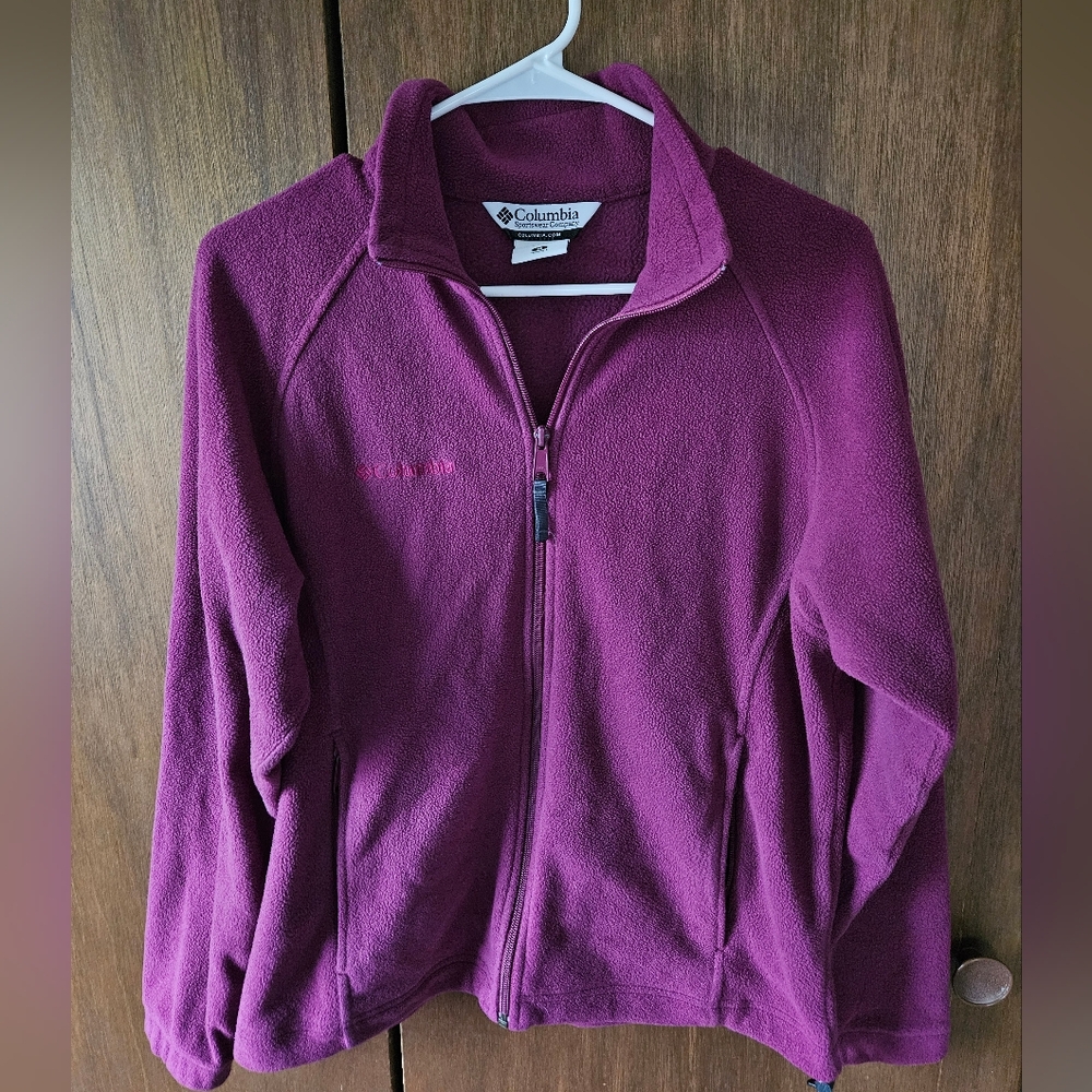 Womens Columbia Magenta Fleece Jacket Medium